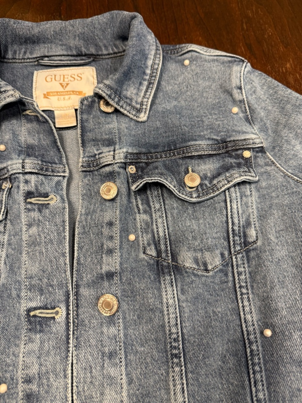 Vintage GUESS Pearl Denim Jacket. Y2K Light Wash Embellished Cropped Jean Coat S - Picture 4 of 16